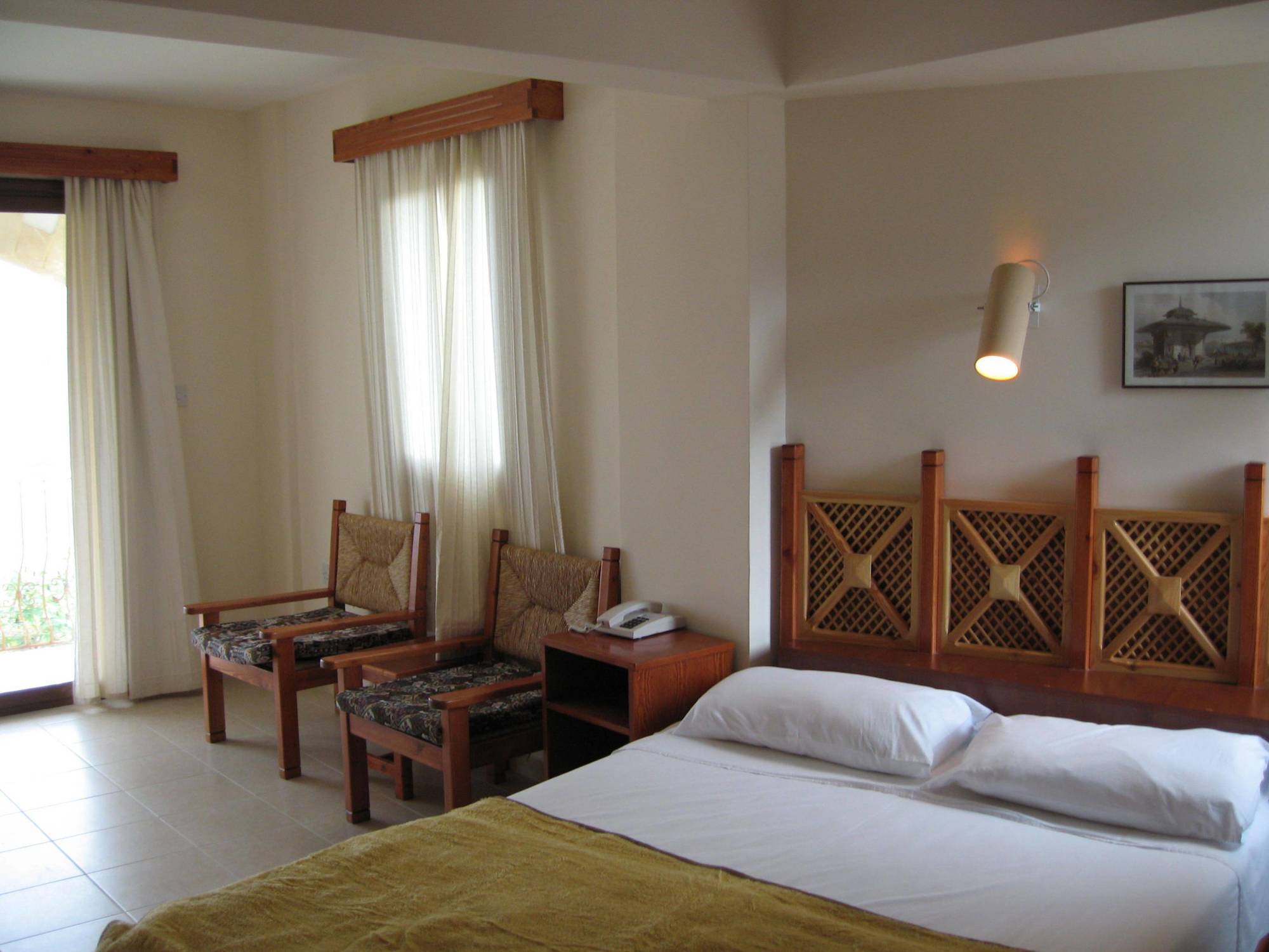 Topset Hotel Agios Georgios  Pokoj fotografie